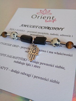 Amulet ochronny z ręką hamsta